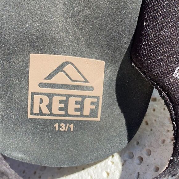 Reef Grom Stomper Black/Brown Velcro Sandals 13/1 - Picture 7 of 9